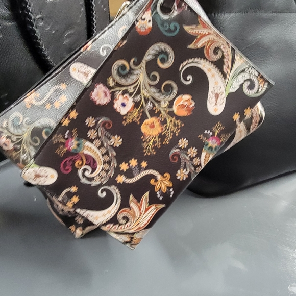 Carlos by Carlos Santana 3 in 1 Black Tote, Crossbody and clutch - Picture 4 of 16